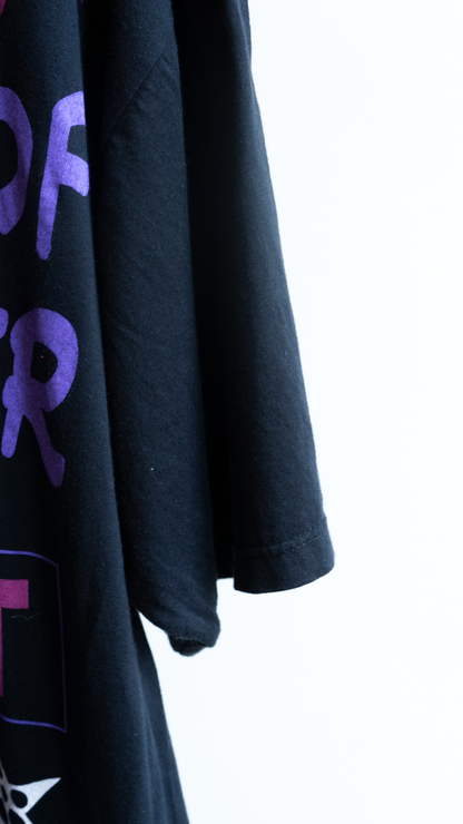 80s oversized t-shirt dress for summer in black with colorful graphics detail