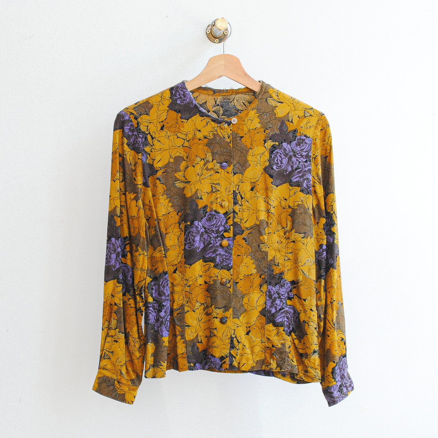 chique vintage blouse in mosterdgeel en paars