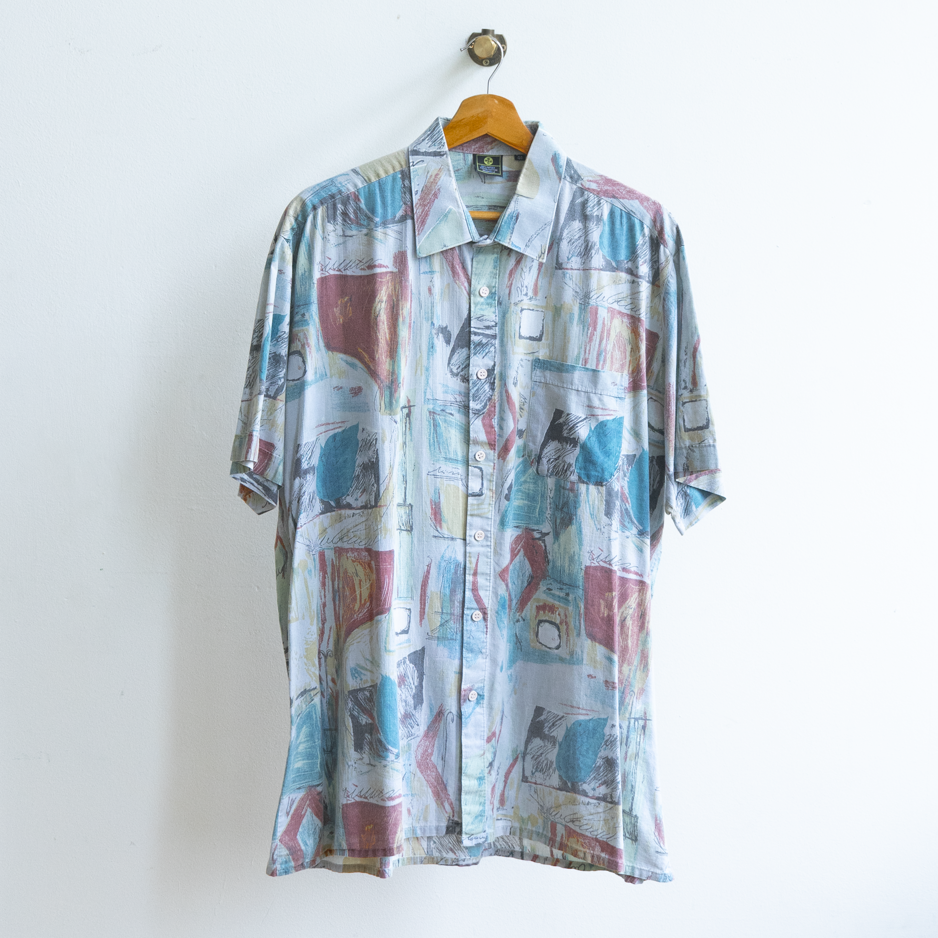 secondhand blue abstract graffiti shirt