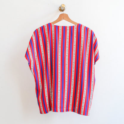 vintage blouse gestreept in blauw rood wit met knopen achterkant