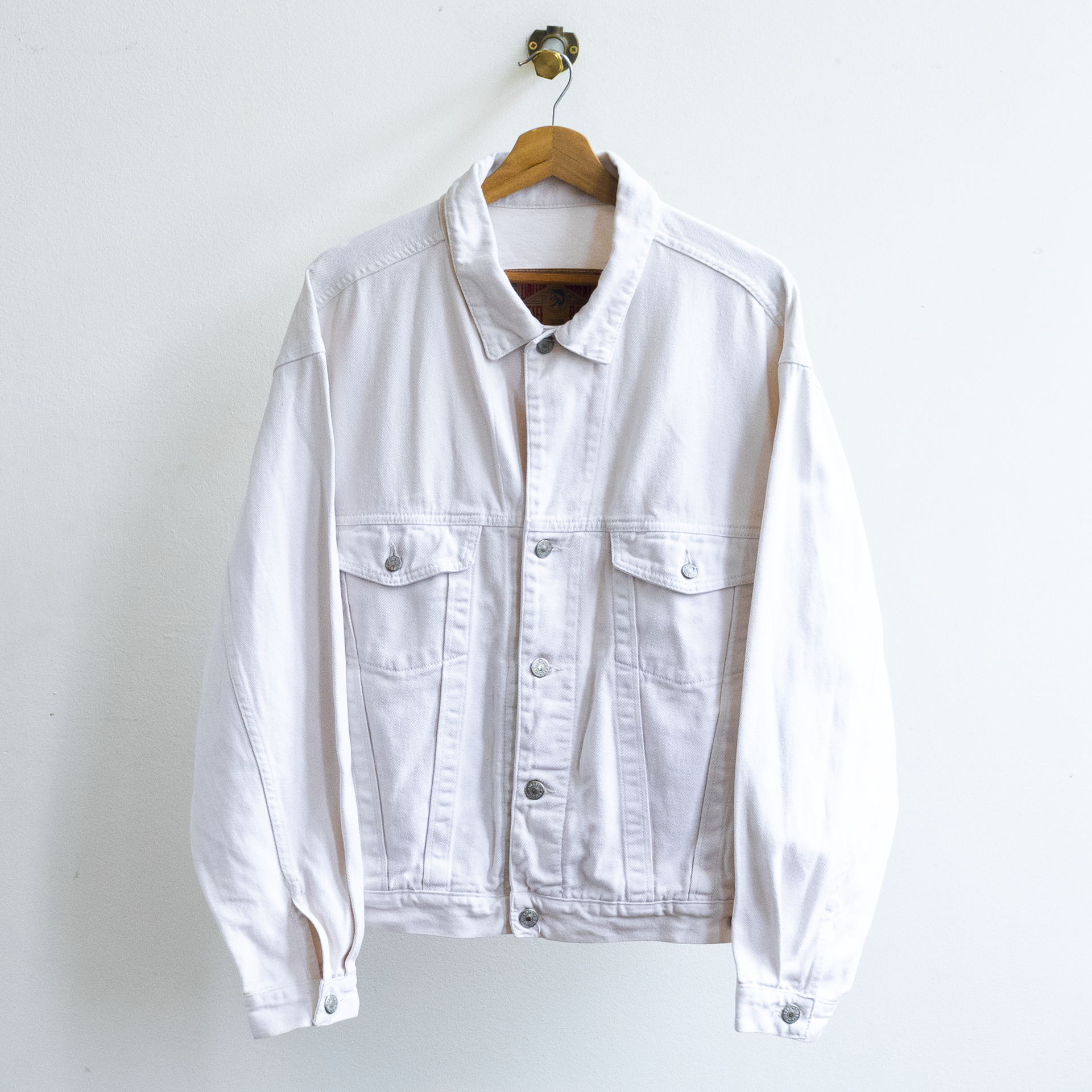 white vintage diesel jeans jacket