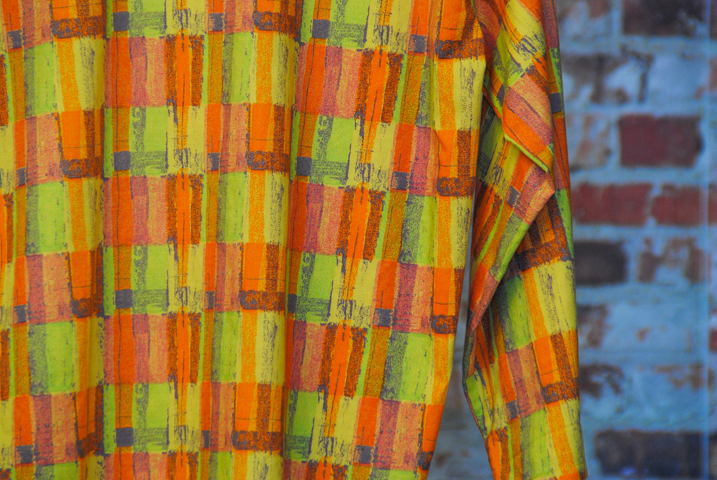 Yellow-Fresh-Vintage-Shirt-Zoom