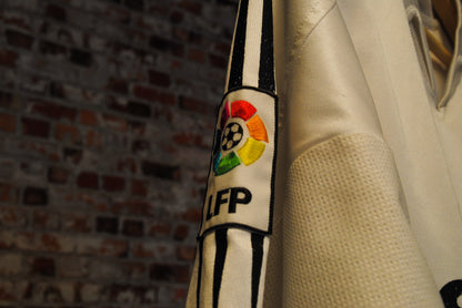 fresh-vintage-soccer-shirt-zoom-lfp-logo-on-shoulder