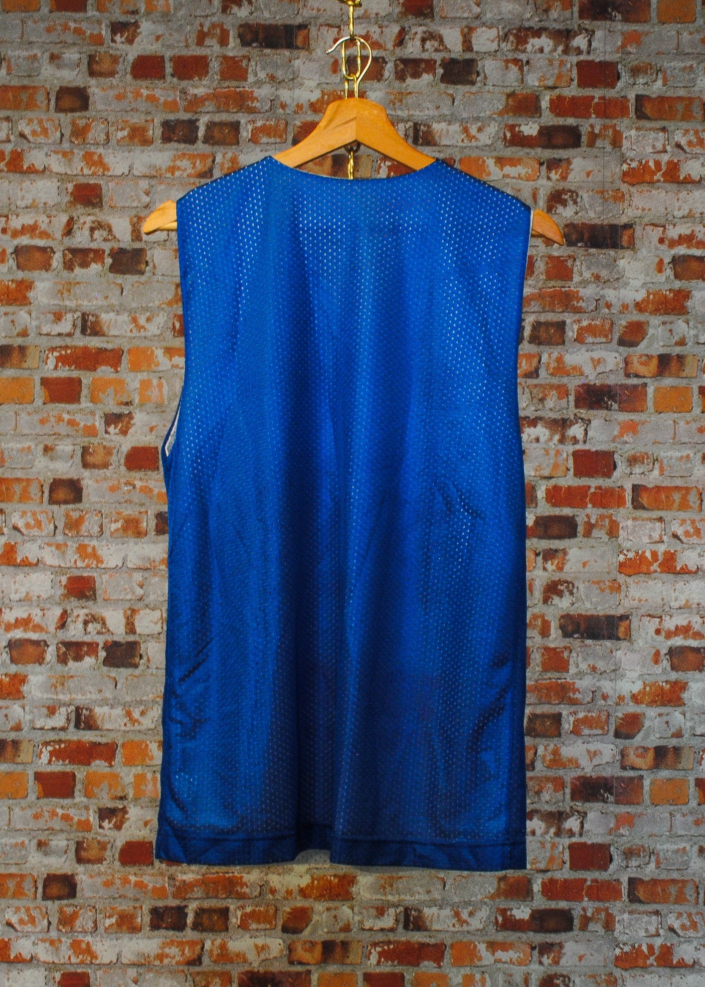 fresh-vintage-basketball-jersey-in-blue-back
