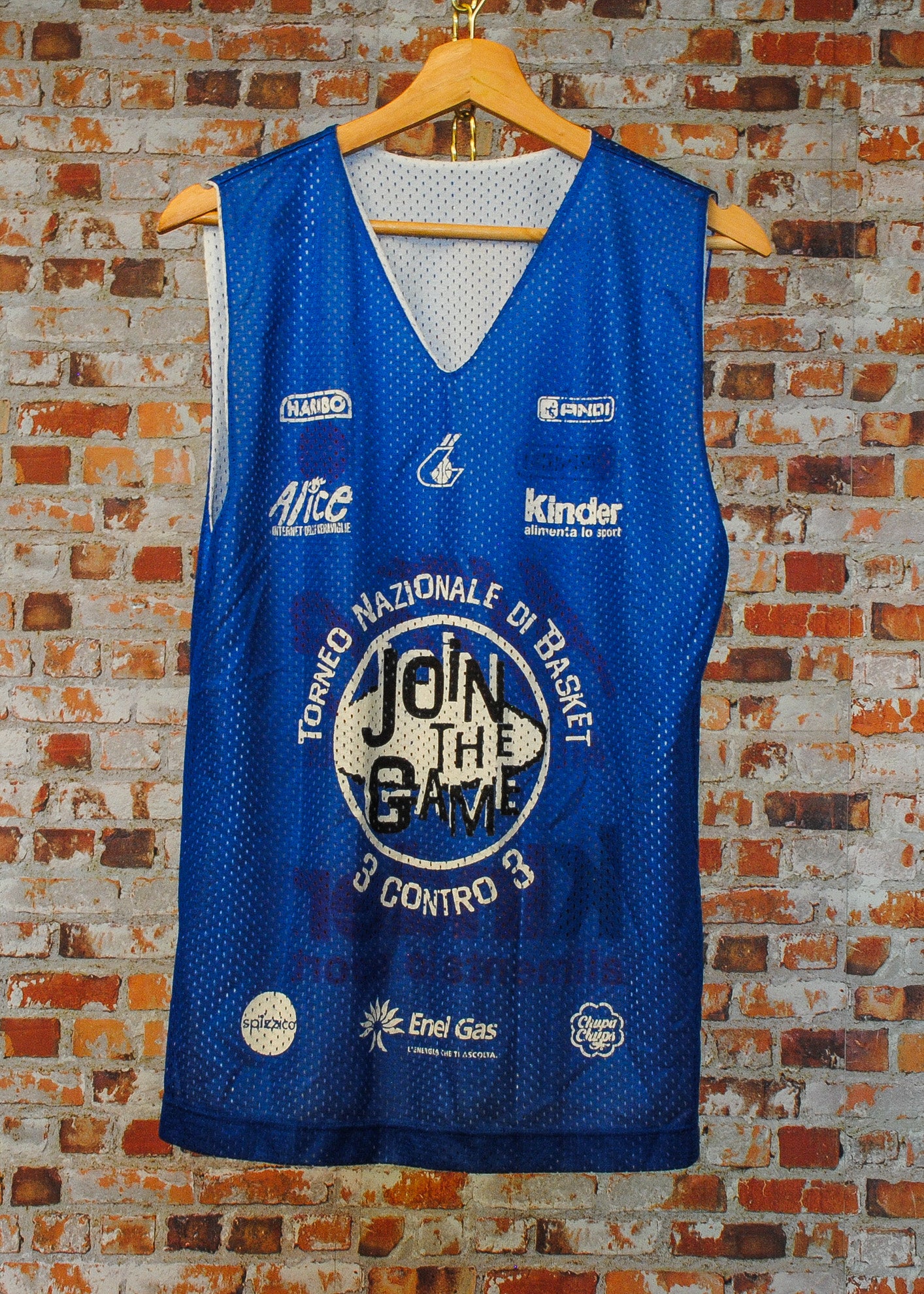 fresh-vintage-basketball-jersey-in-blue-front