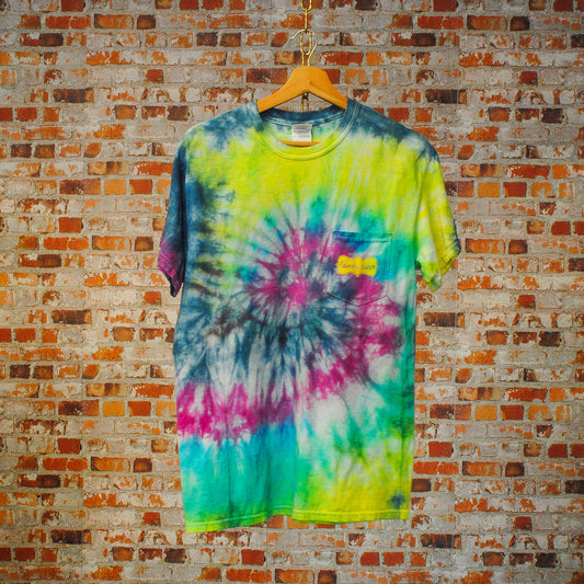 vintage-tie-dye-tshirt