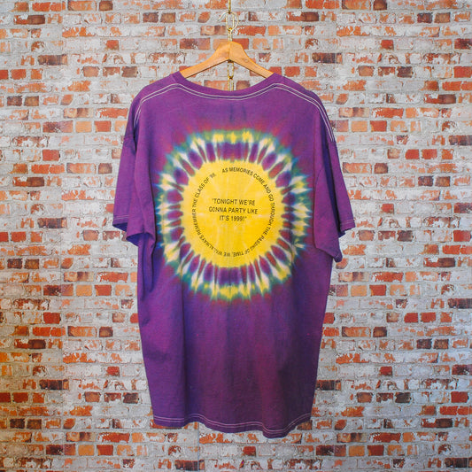 oversized-paarse-80s-tshirt