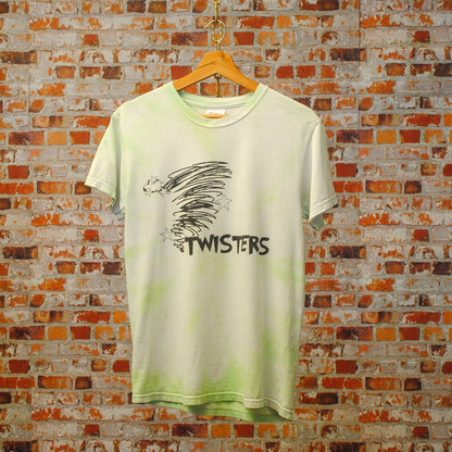 lichtgroene tie dye tshirt met tekst twisters
