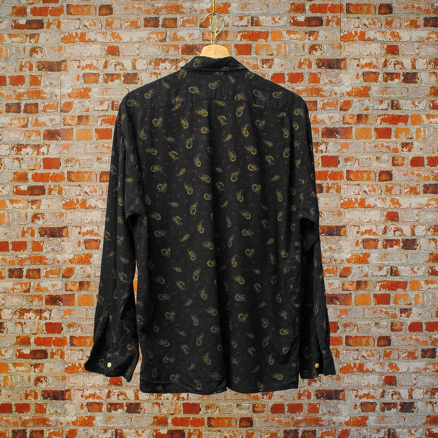 blauw-tweedehands-mannenhemd-met-patroon-achterkant